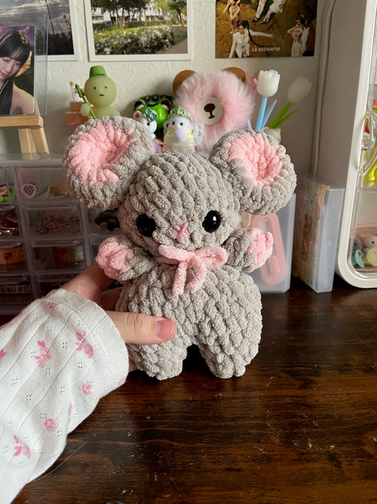 Coquette Crochet Mouse with Bow