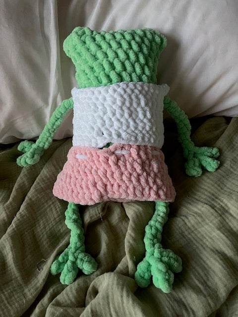 Jumbo Leggy Frog with Clothes